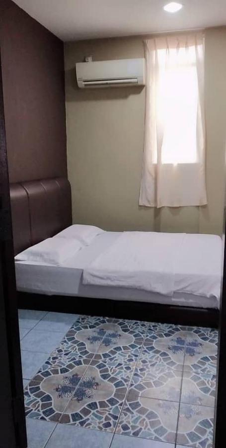 Tabin Lodge Budget Stay Lahad Datu Esterno foto