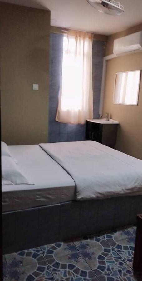 Tabin Lodge Budget Stay Lahad Datu Esterno foto