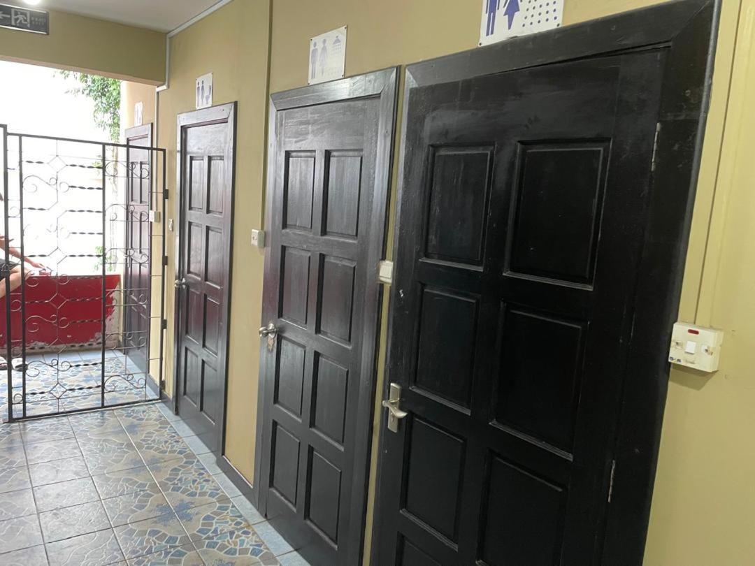 Tabin Lodge Budget Stay Lahad Datu Esterno foto