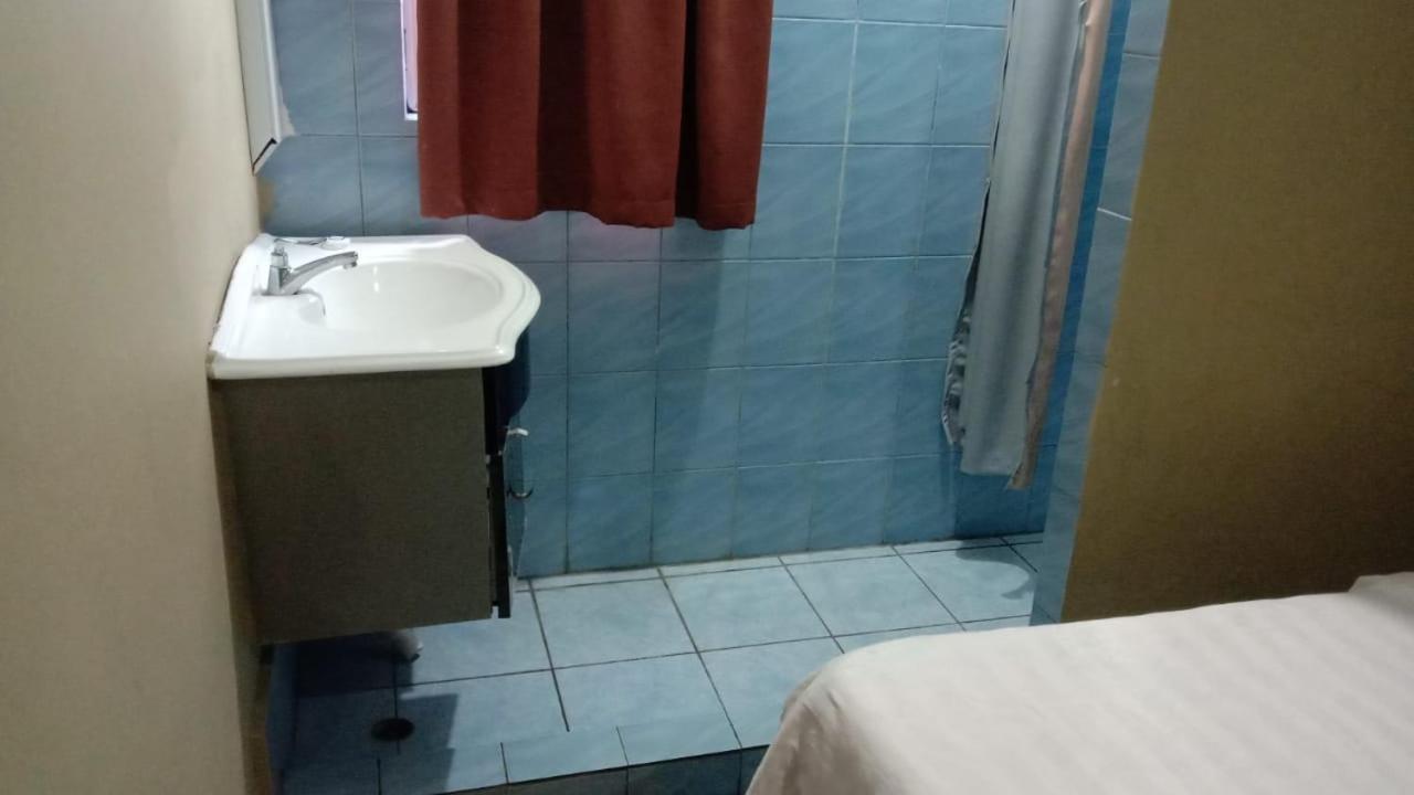 Tabin Lodge Budget Stay Lahad Datu Esterno foto