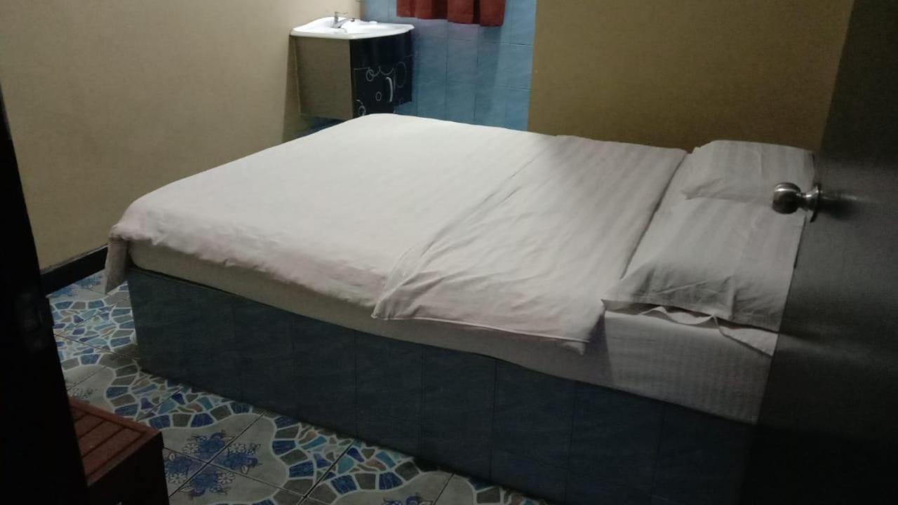 Tabin Lodge Budget Stay Lahad Datu Esterno foto