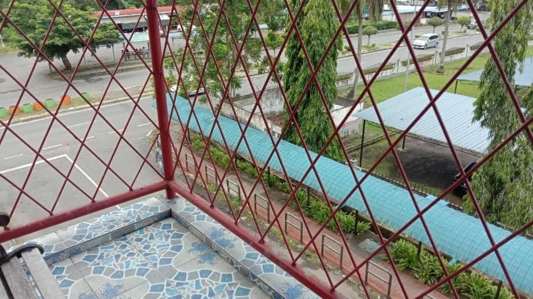 Tabin Lodge Budget Stay Lahad Datu Esterno foto