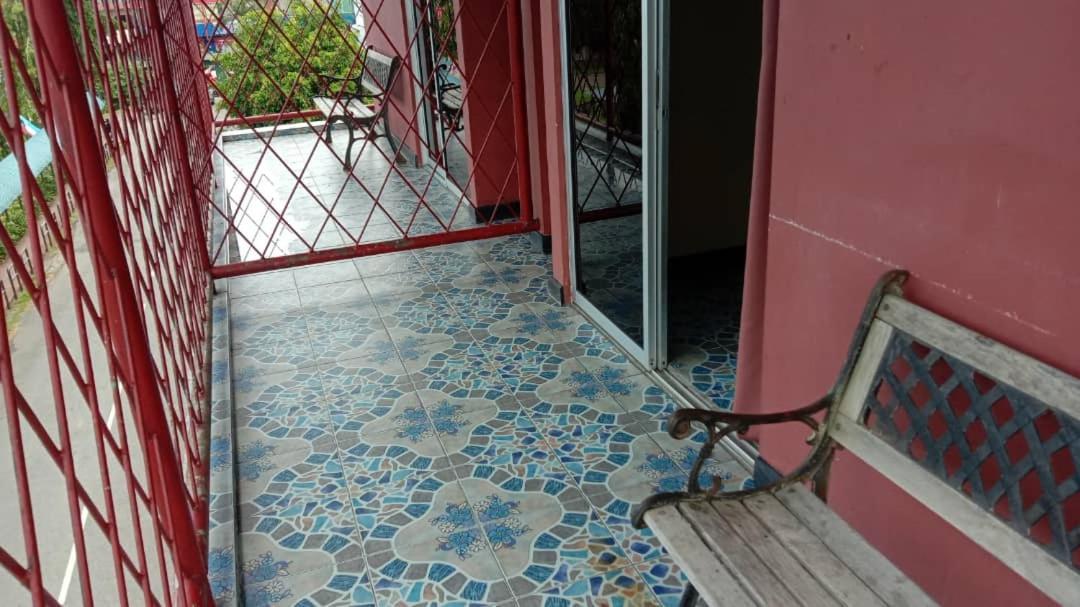 Tabin Lodge Budget Stay Lahad Datu Esterno foto