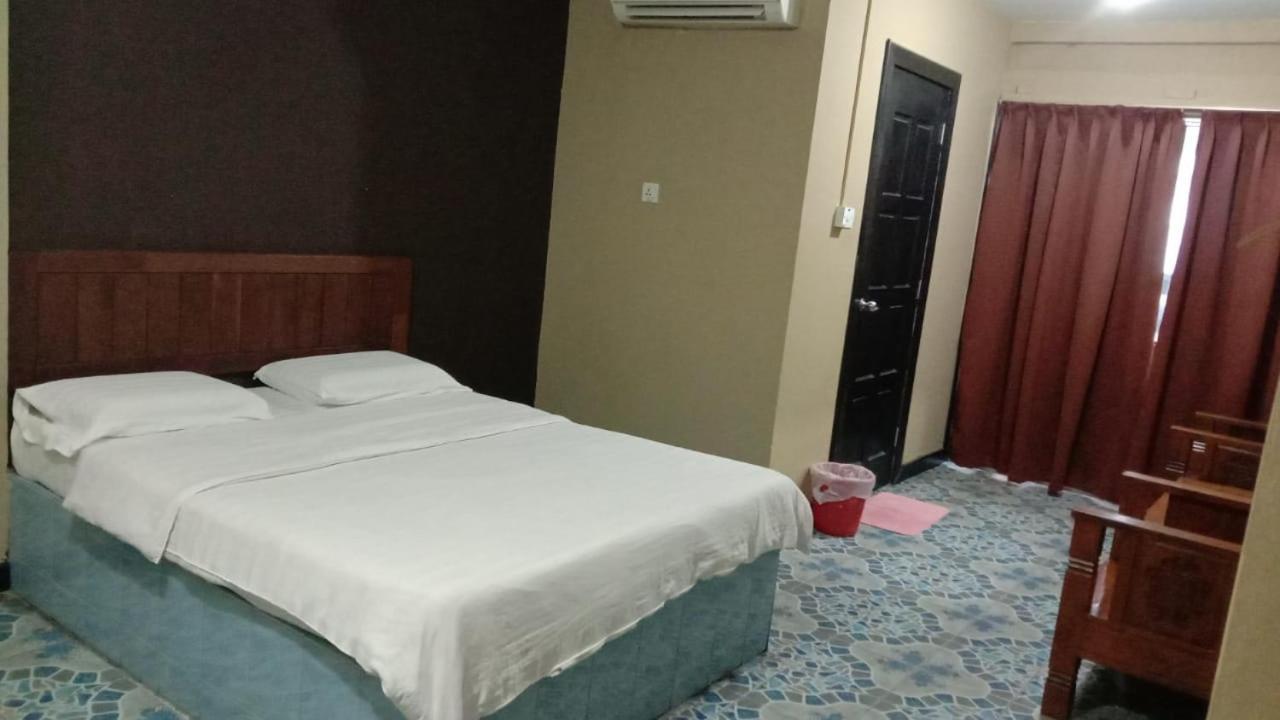 Tabin Lodge Budget Stay Lahad Datu Esterno foto