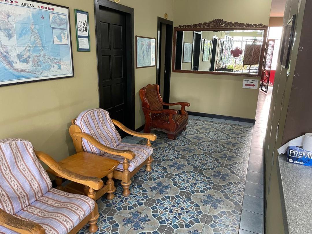Tabin Lodge Budget Stay Lahad Datu Esterno foto