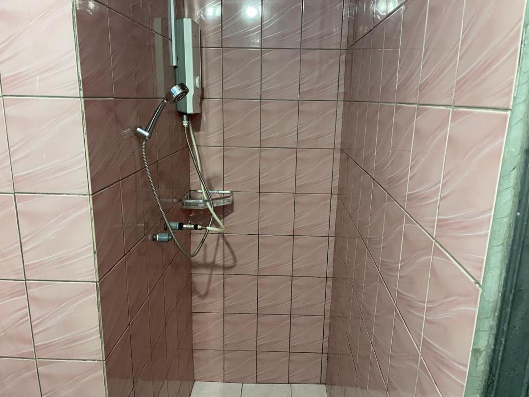 Tabin Lodge Budget Stay Lahad Datu Esterno foto