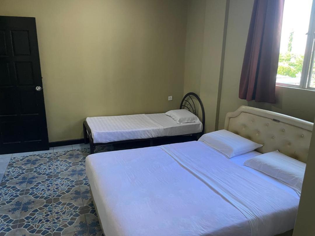 Tabin Lodge Budget Stay Lahad Datu Esterno foto